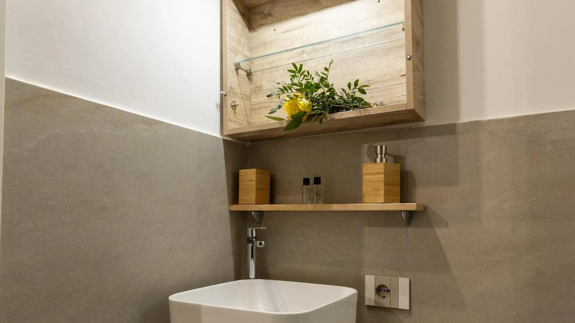 Bianca Suite Mantua