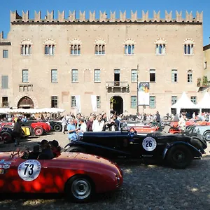 Pensión Palazzo Castiglioni Luxury And, Mantua